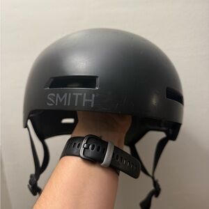 SMITH Matte Black Helmet